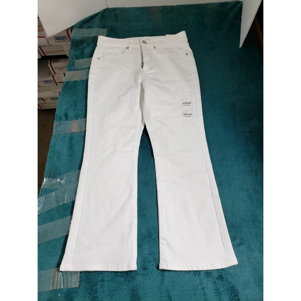 Loft Jeans Size 4 Petite Womens White Stretch Denim Pants Kick Crop Bootcut NWT - Picture 2 of 16